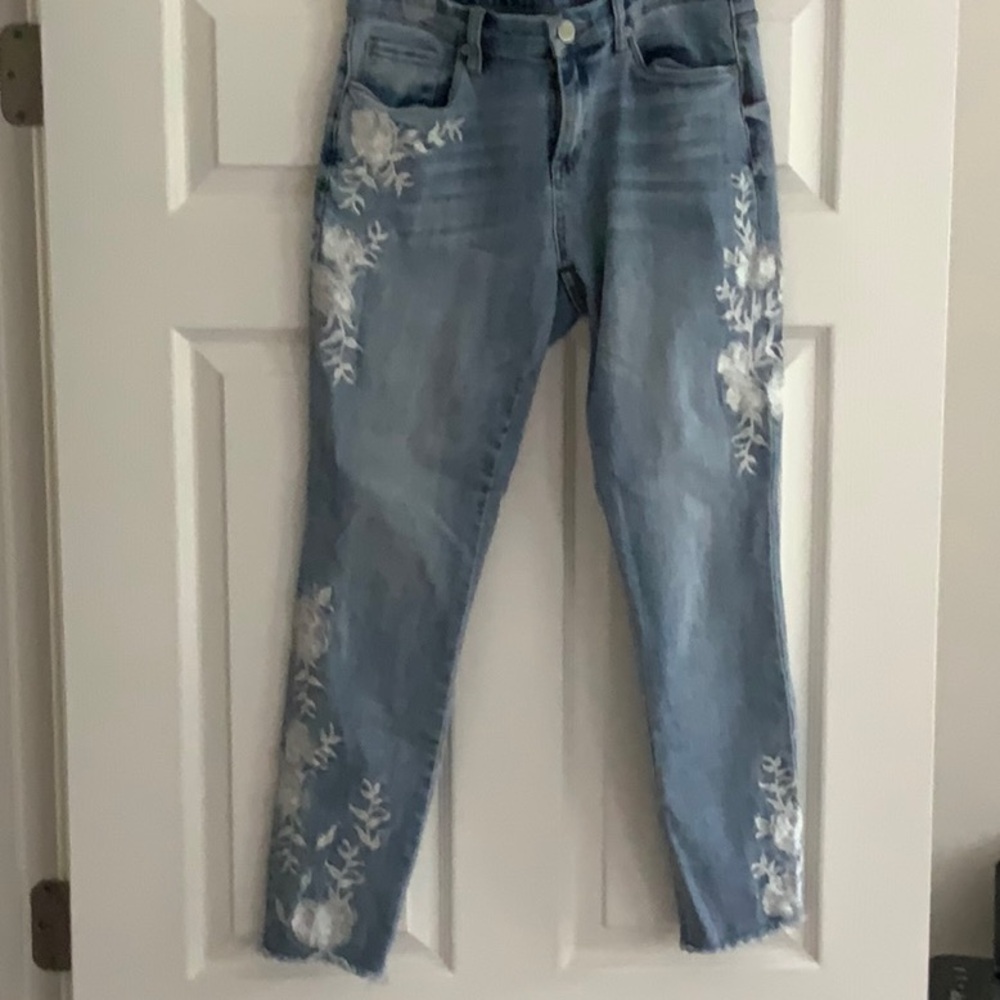 Coco & Carmen embroidered jeans